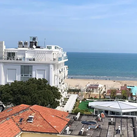 Il Mare In Una Stanza Riccione Exterior photo